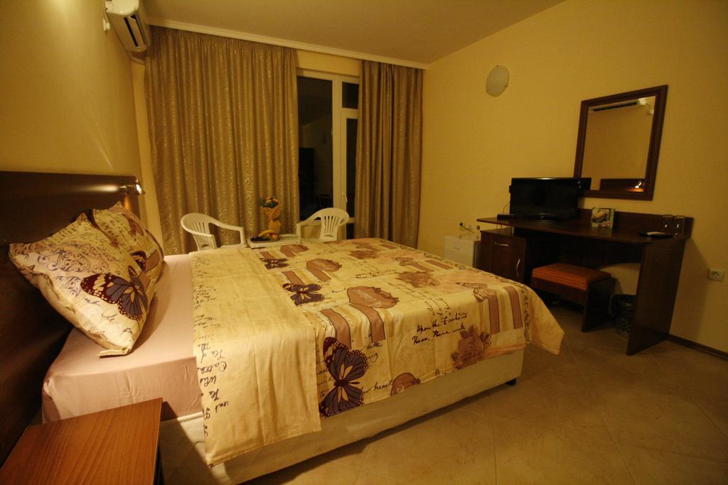 Hotel Marant Sozopol Exterior photo